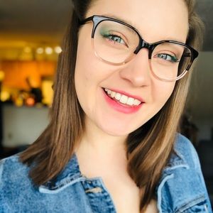 Meet your Posher, Kimberly